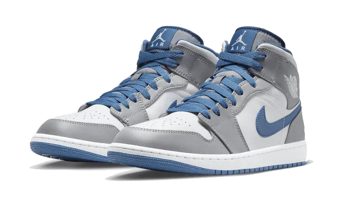 Air Jordan 1 Mid True Blue