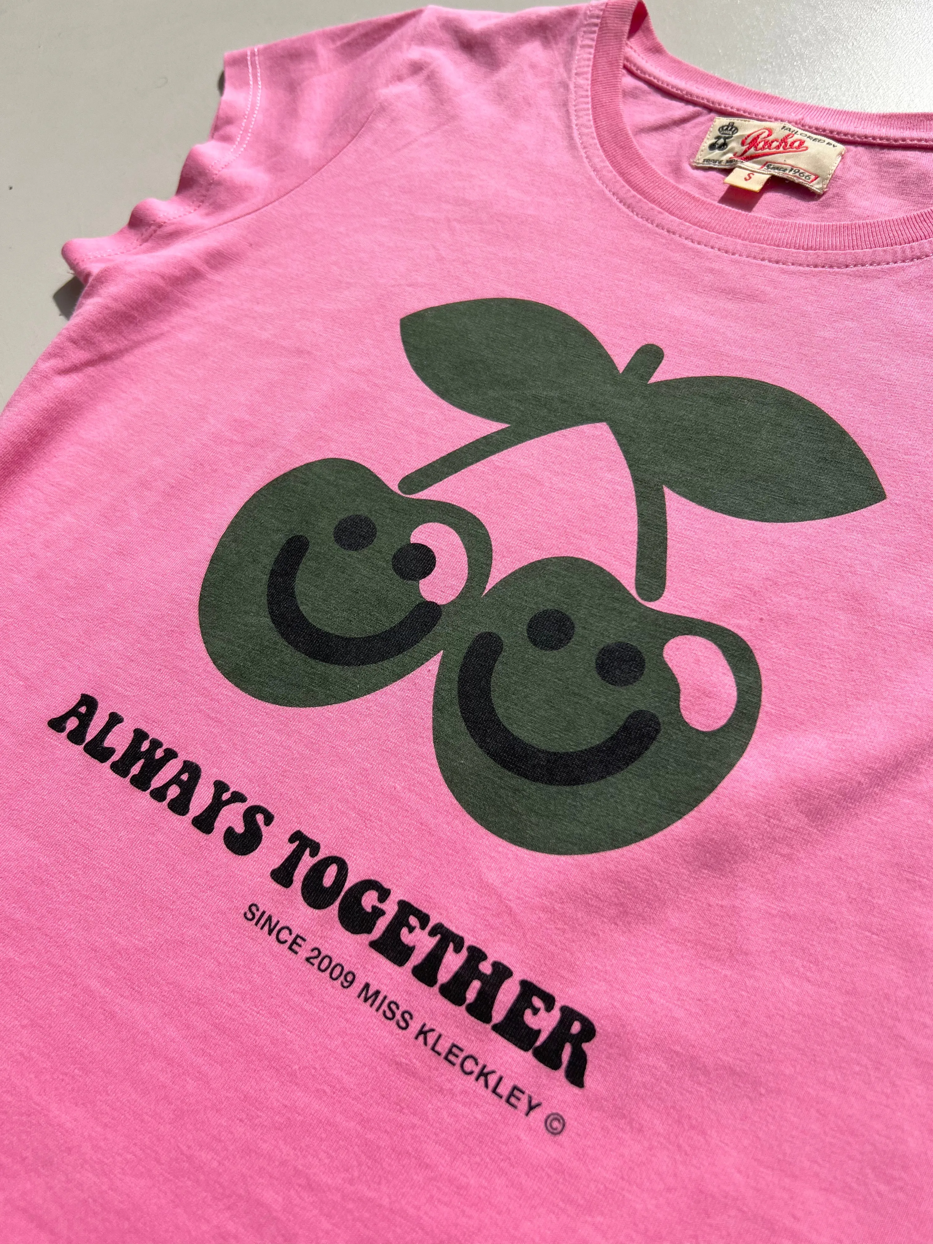 ALWAYS TOGETHER MISS KLECKLEY UPCYCLING PACHA TSHIRT