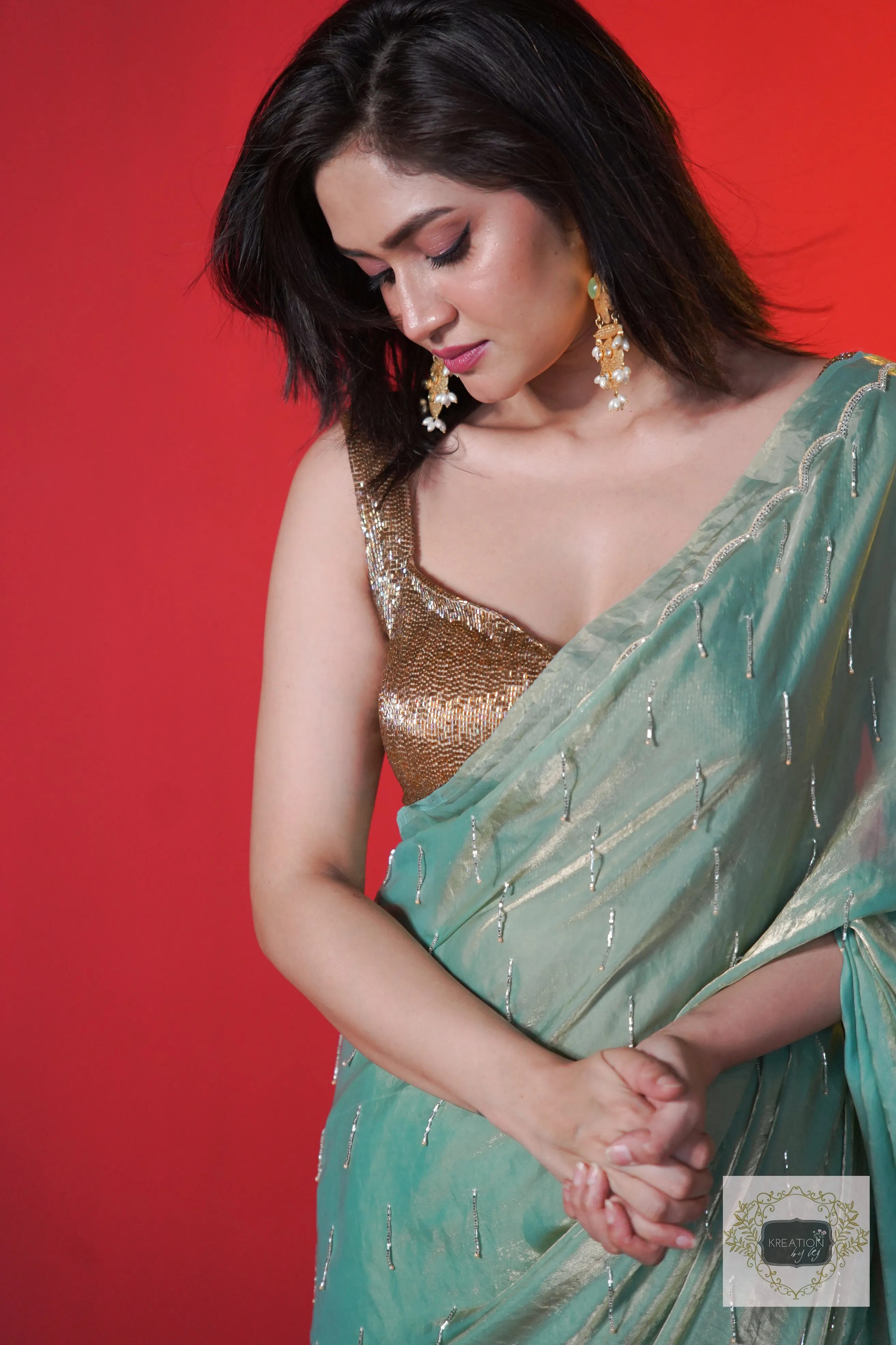 Chammak Challo Pastel Green Shimmer Satin Saree