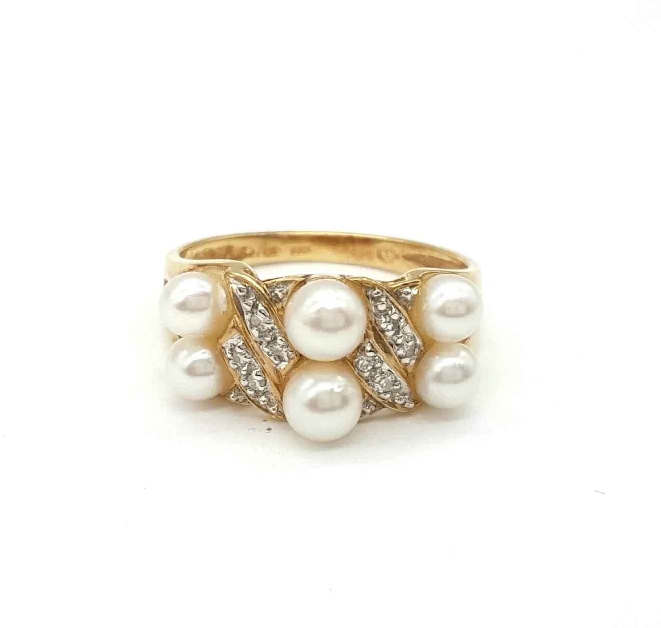 New Pearl Ring